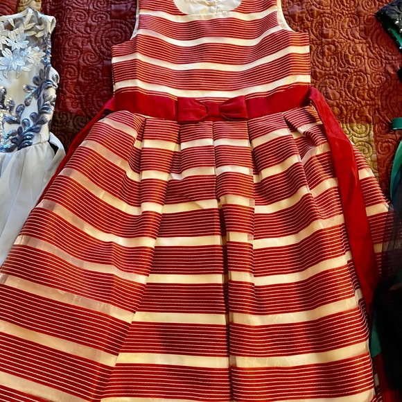 Set of 6 gorgeous and like new dresses!! Size 8 Paid $$$ - Picture 4 of 8